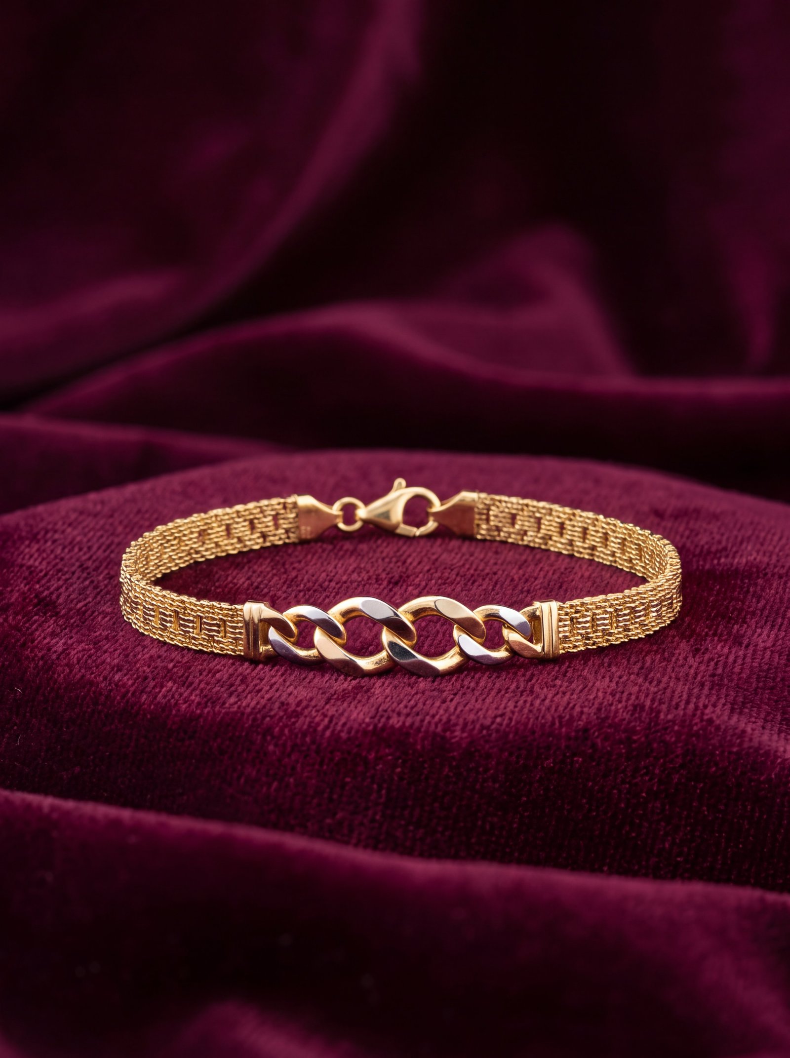 CURB WAVE PATTERN 9K BRACELET