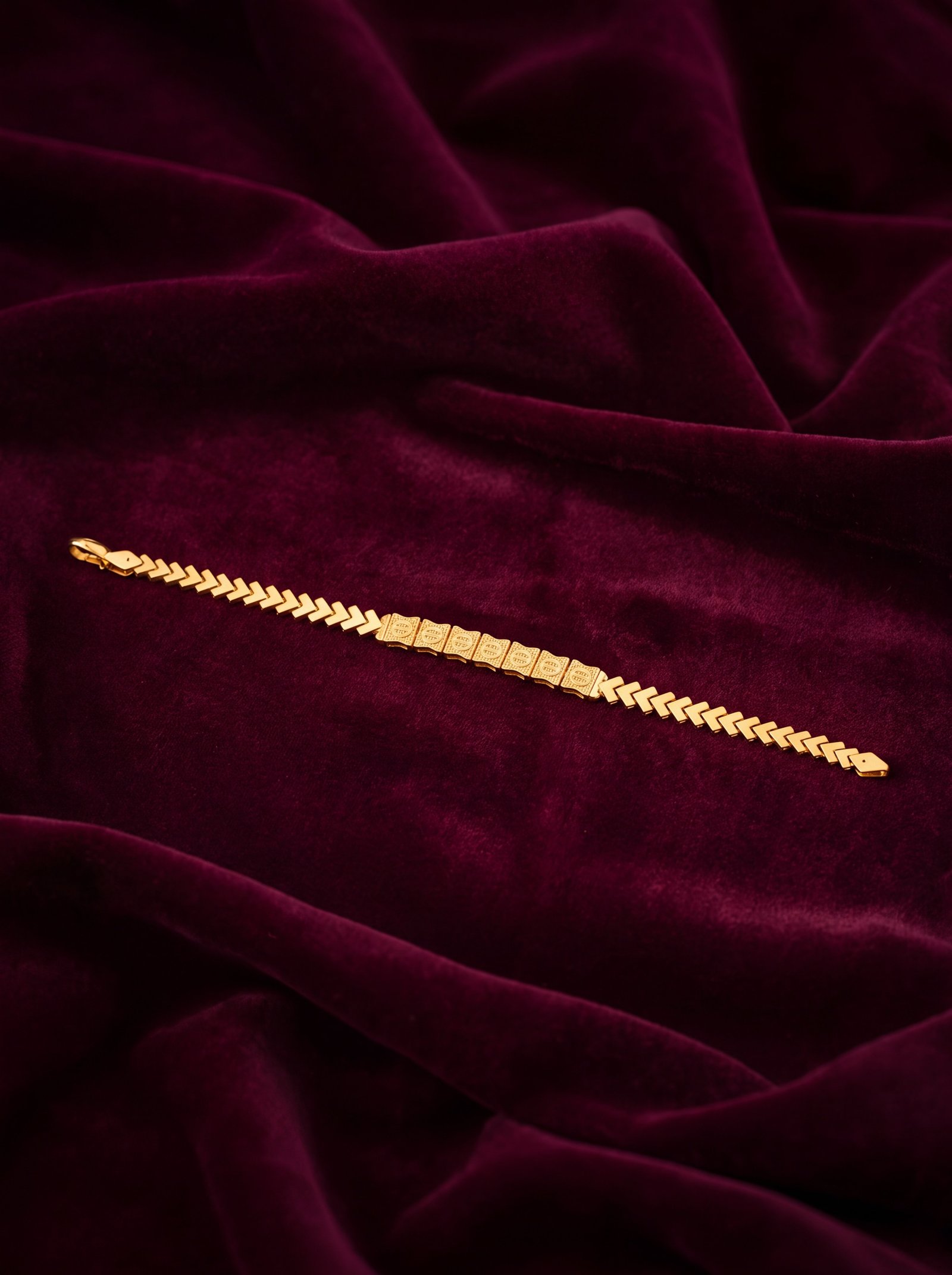 CHEVRON 9K BRACELET