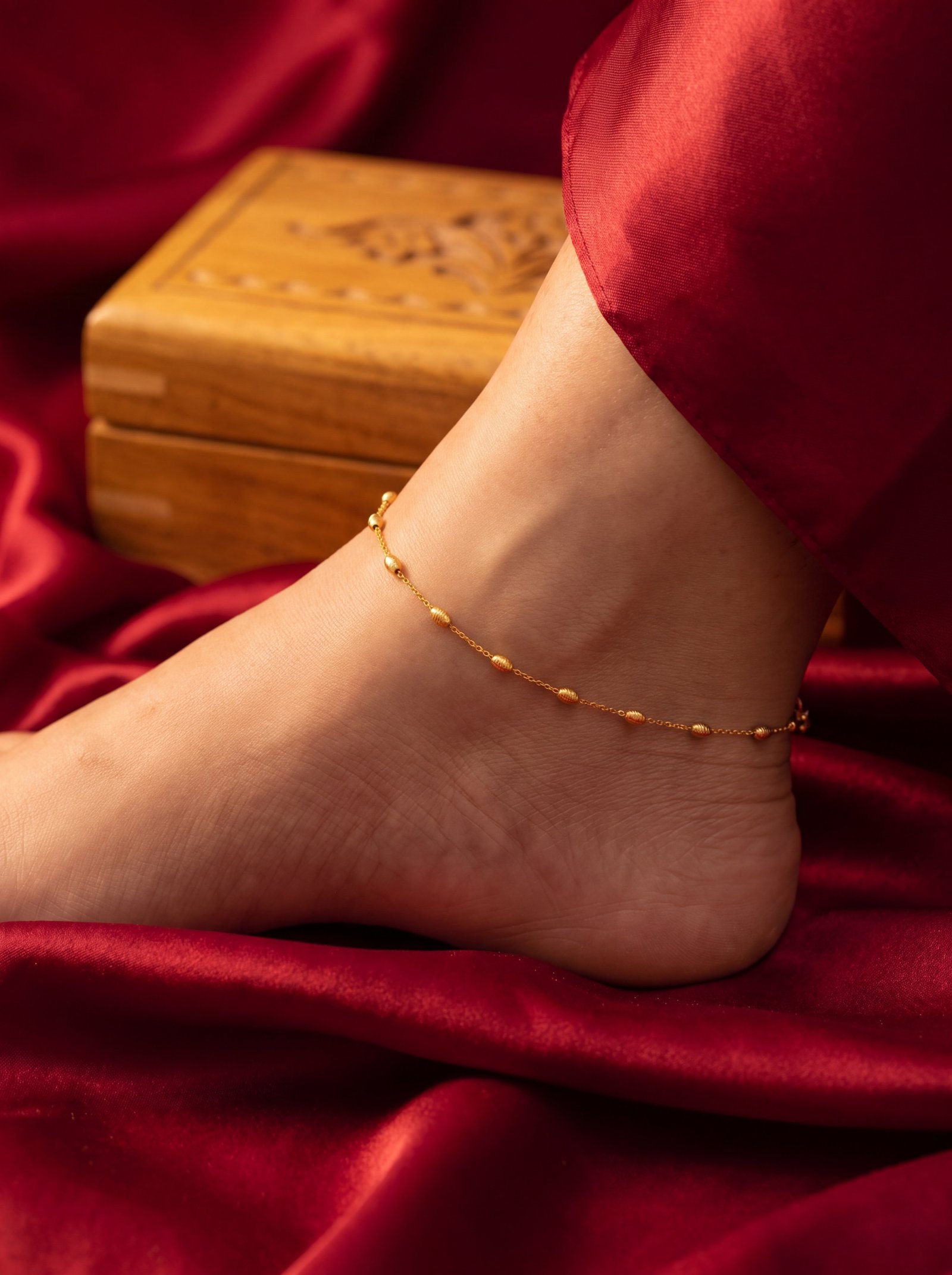 CAPSULE BEAD 18K ANKLET