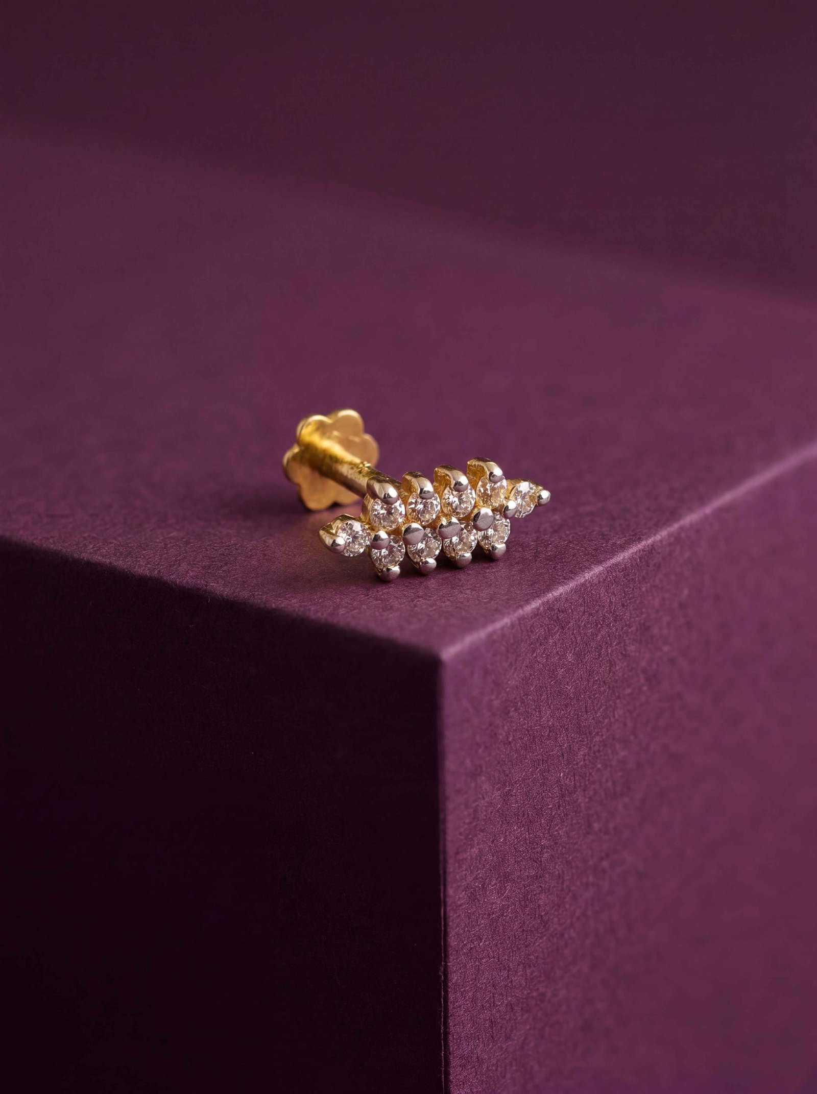Cascade Diamond nose stud