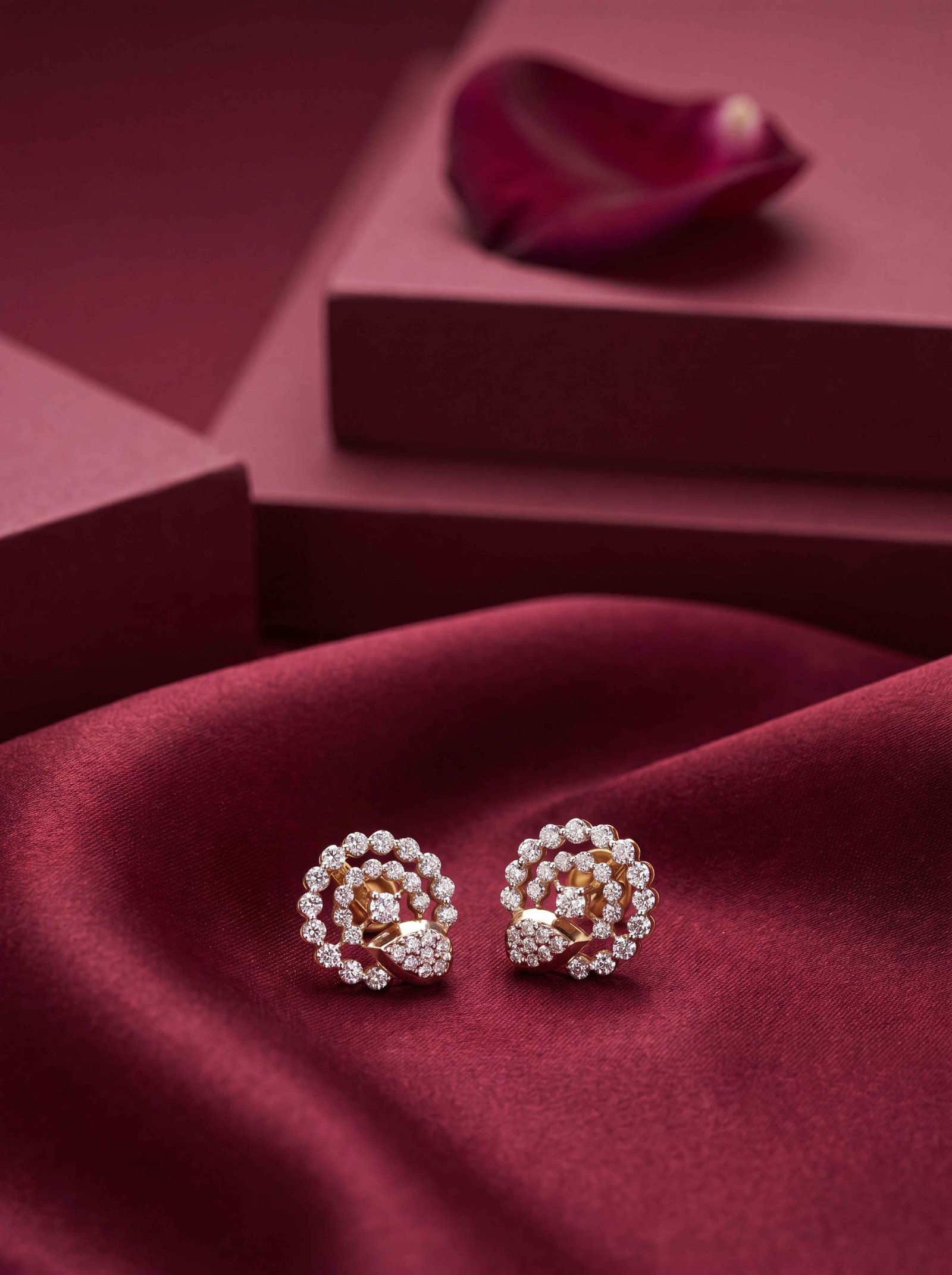 Spiral Diamond studs