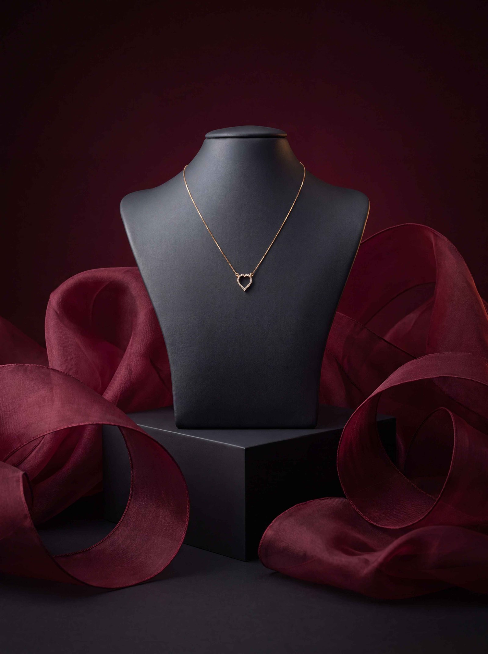 Open Heart Diamond pendent with chain