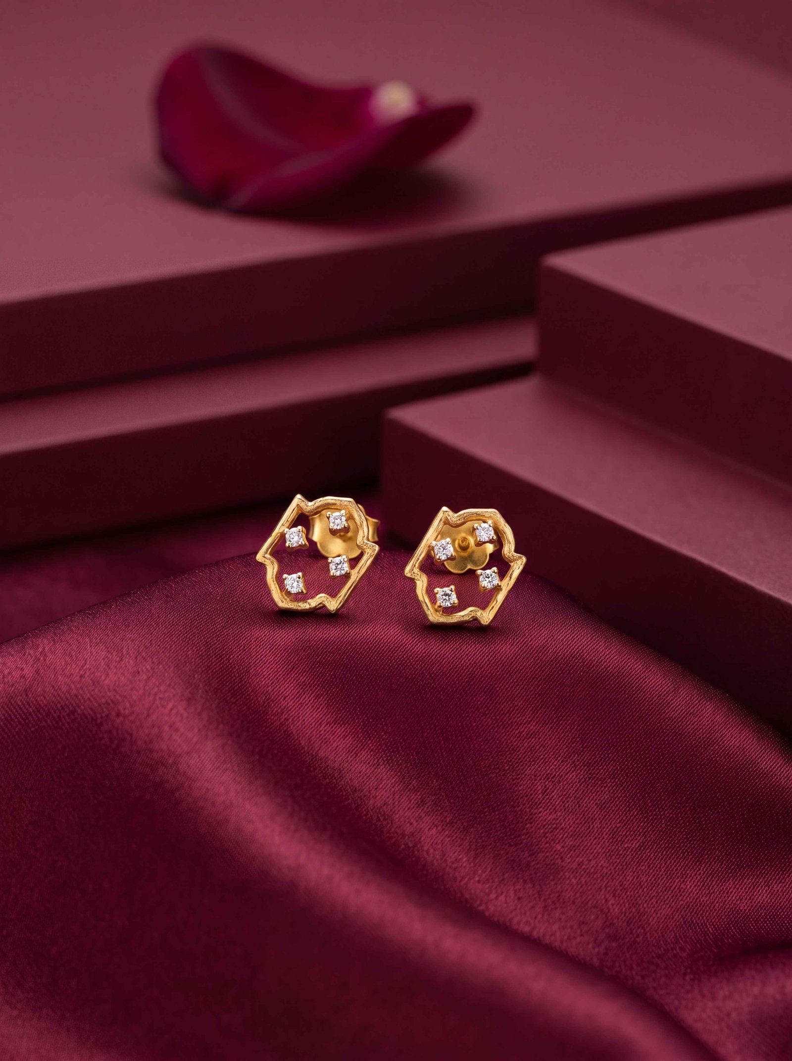 Gucci Bear Head Diamond studs