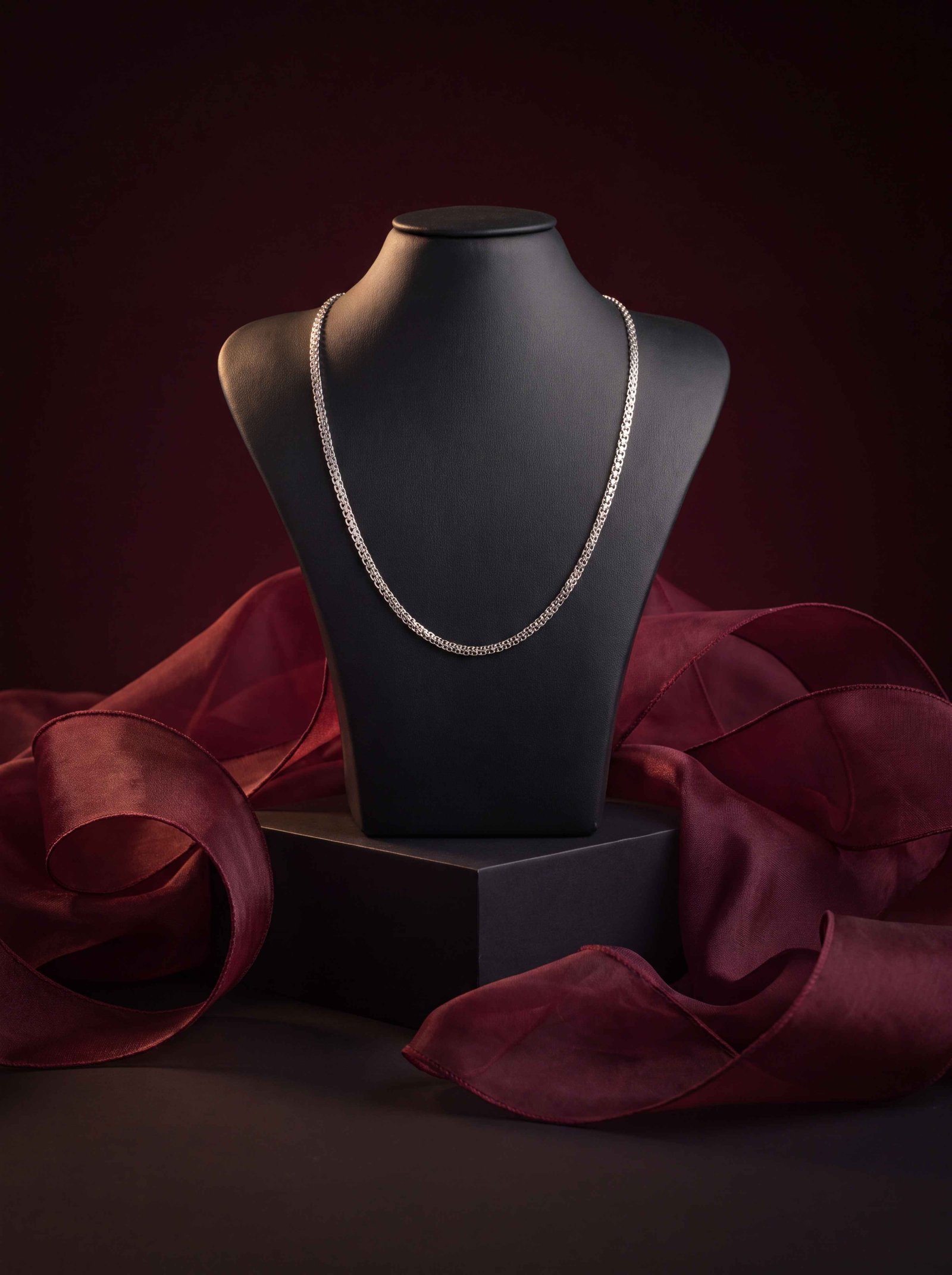 PRIYADARSHINI SILVER CHAIN