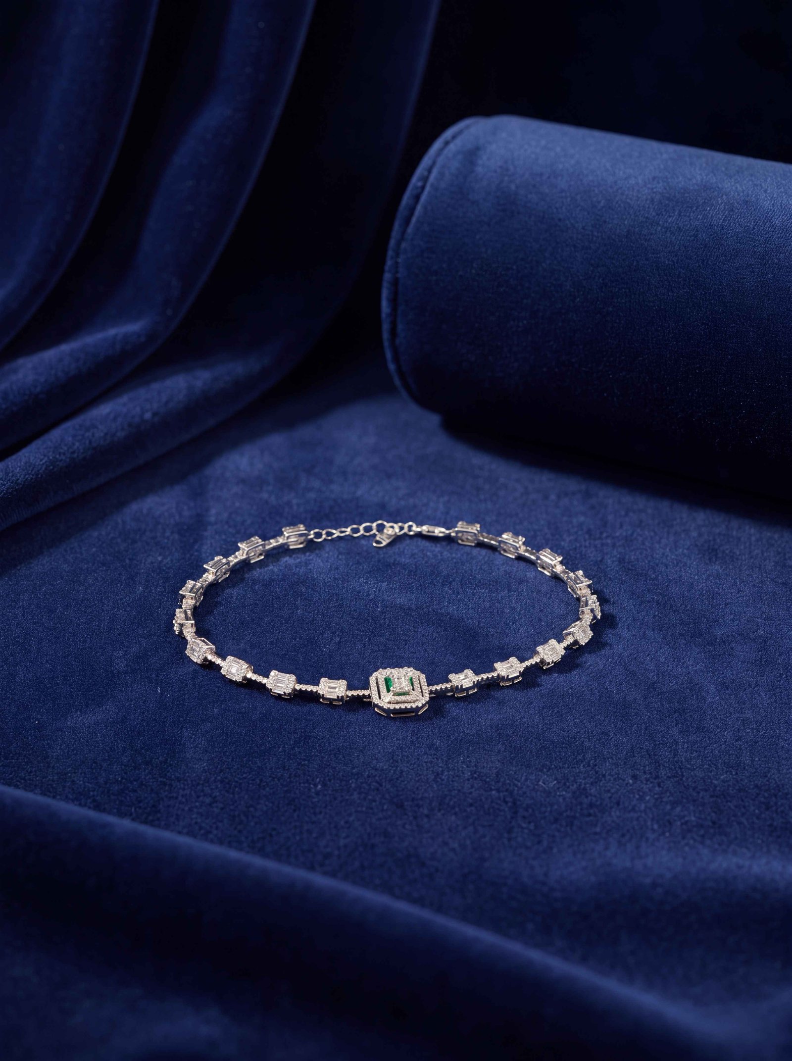 SILVER LADIES BRACELET