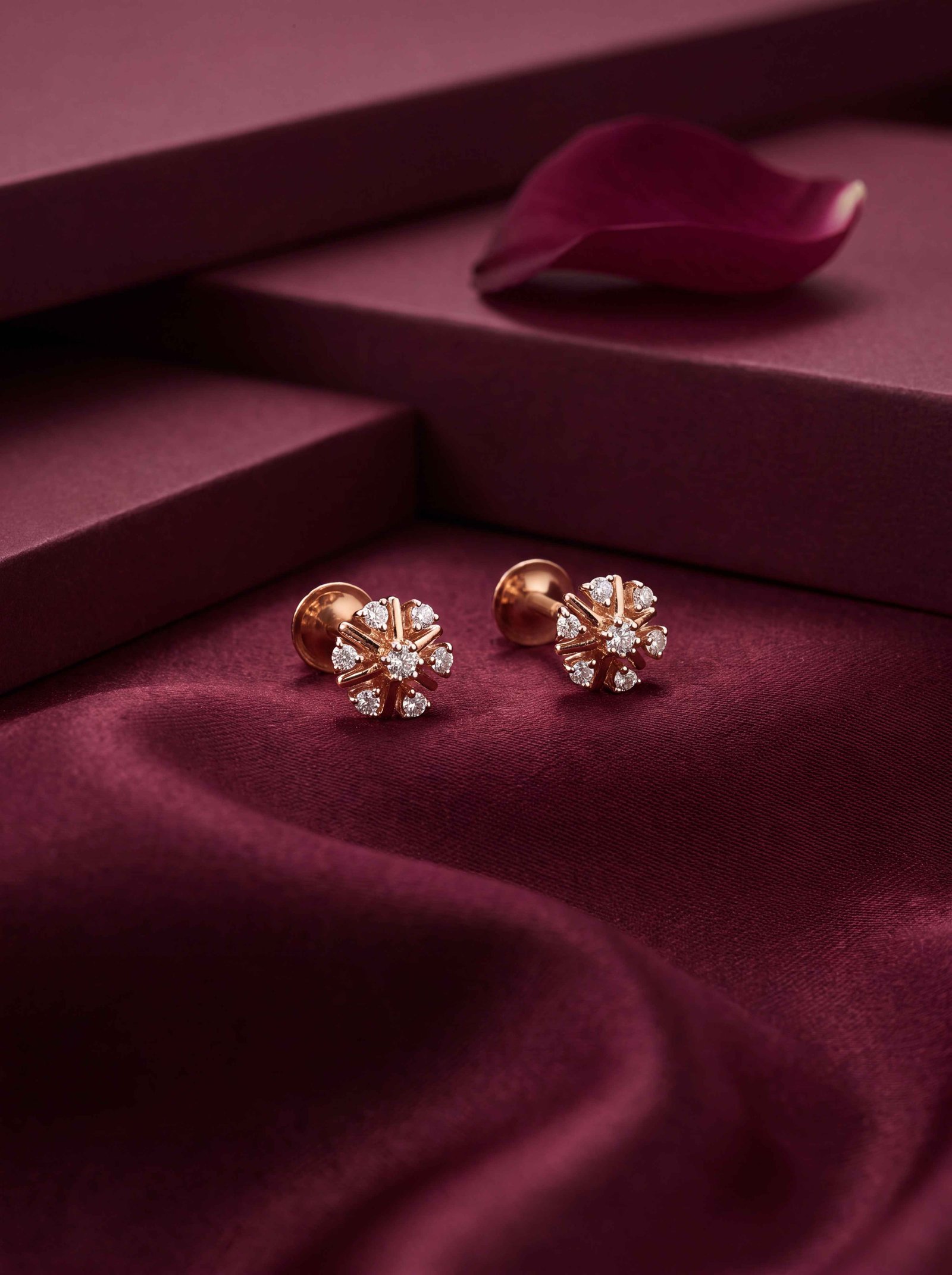 FLORAL CLUSTER DIAMOND STUDS