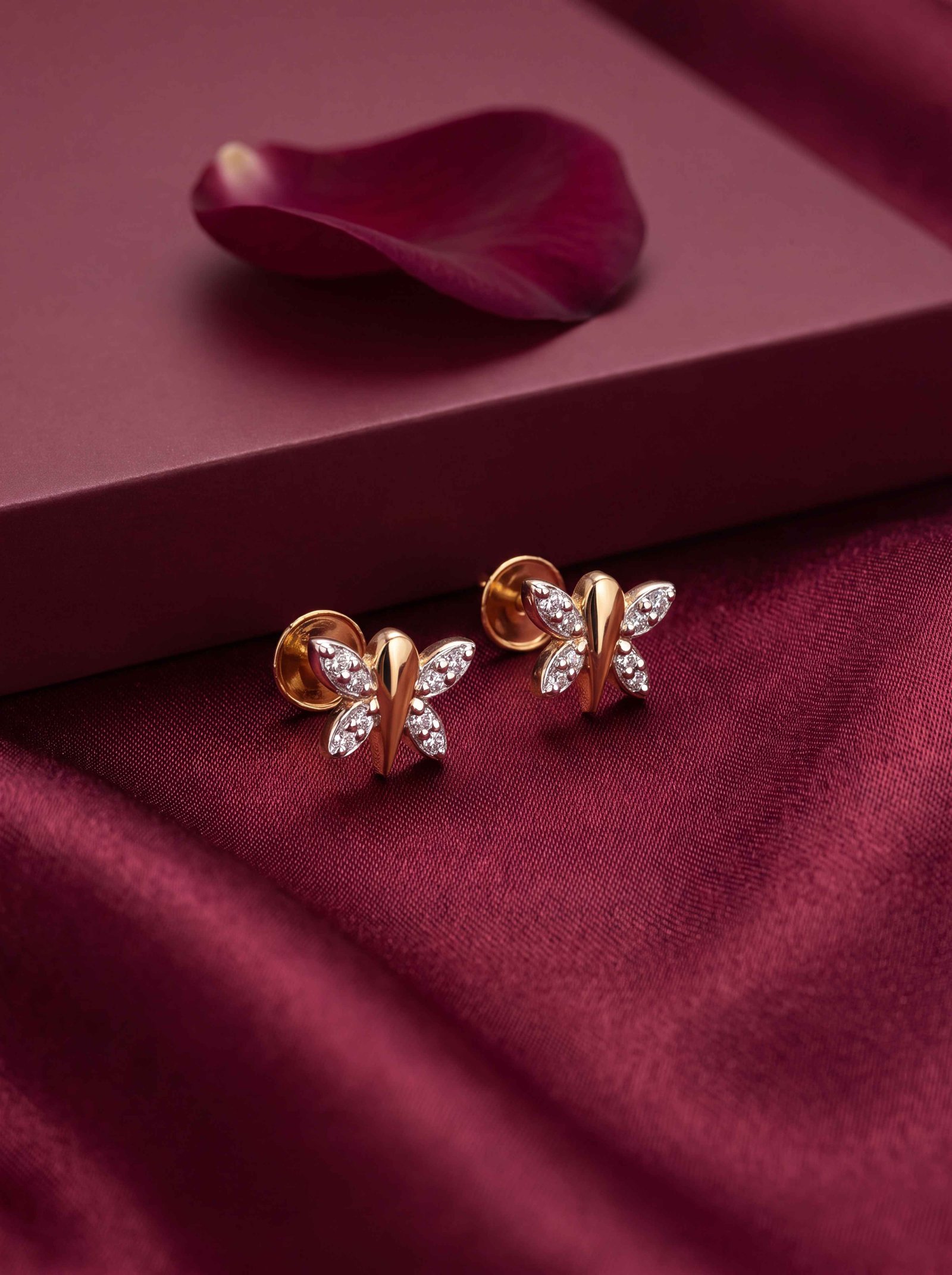 18K BUTTERFLY STUDS