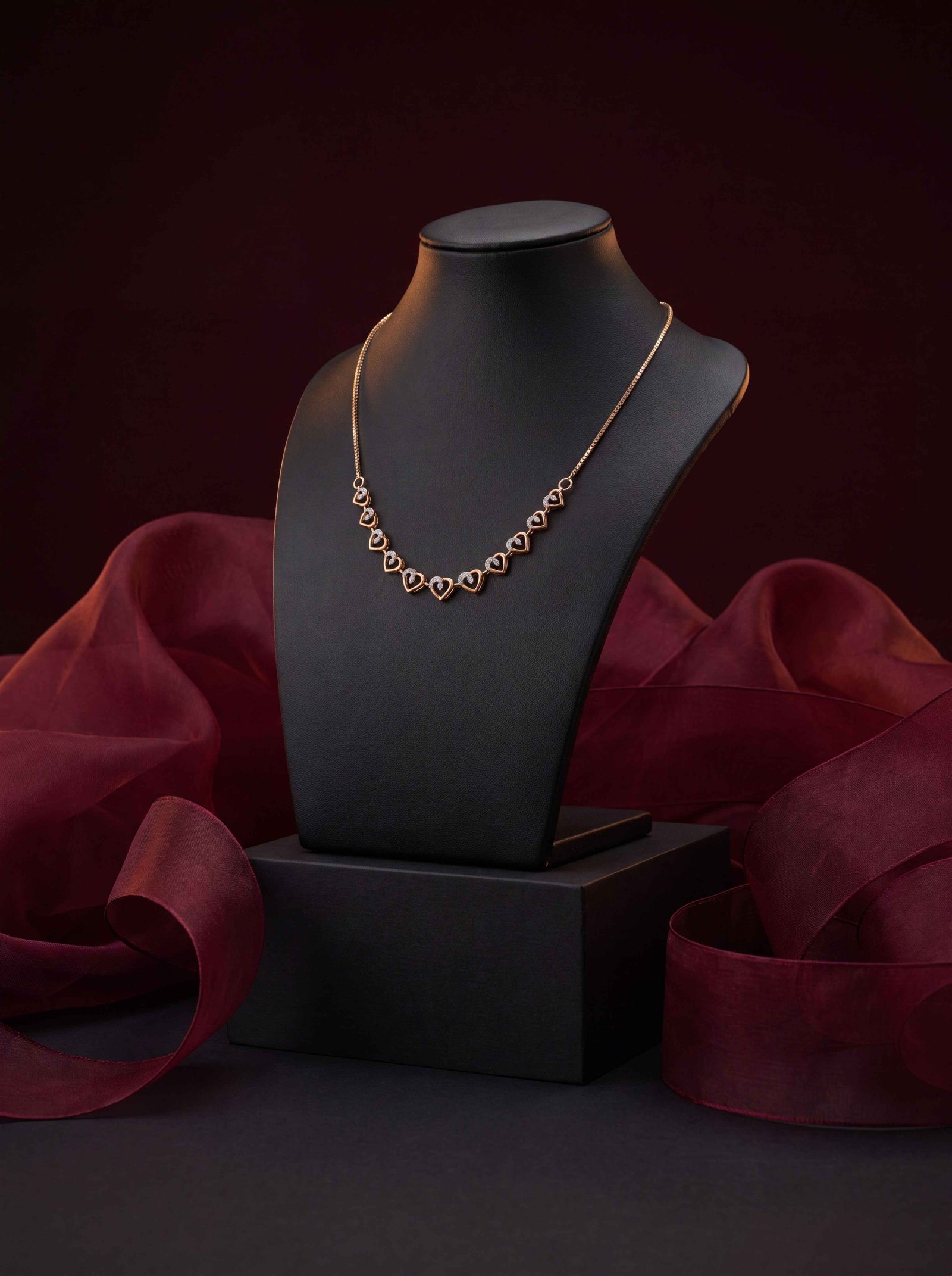 HEART LINK DIAMOND NECKLACE