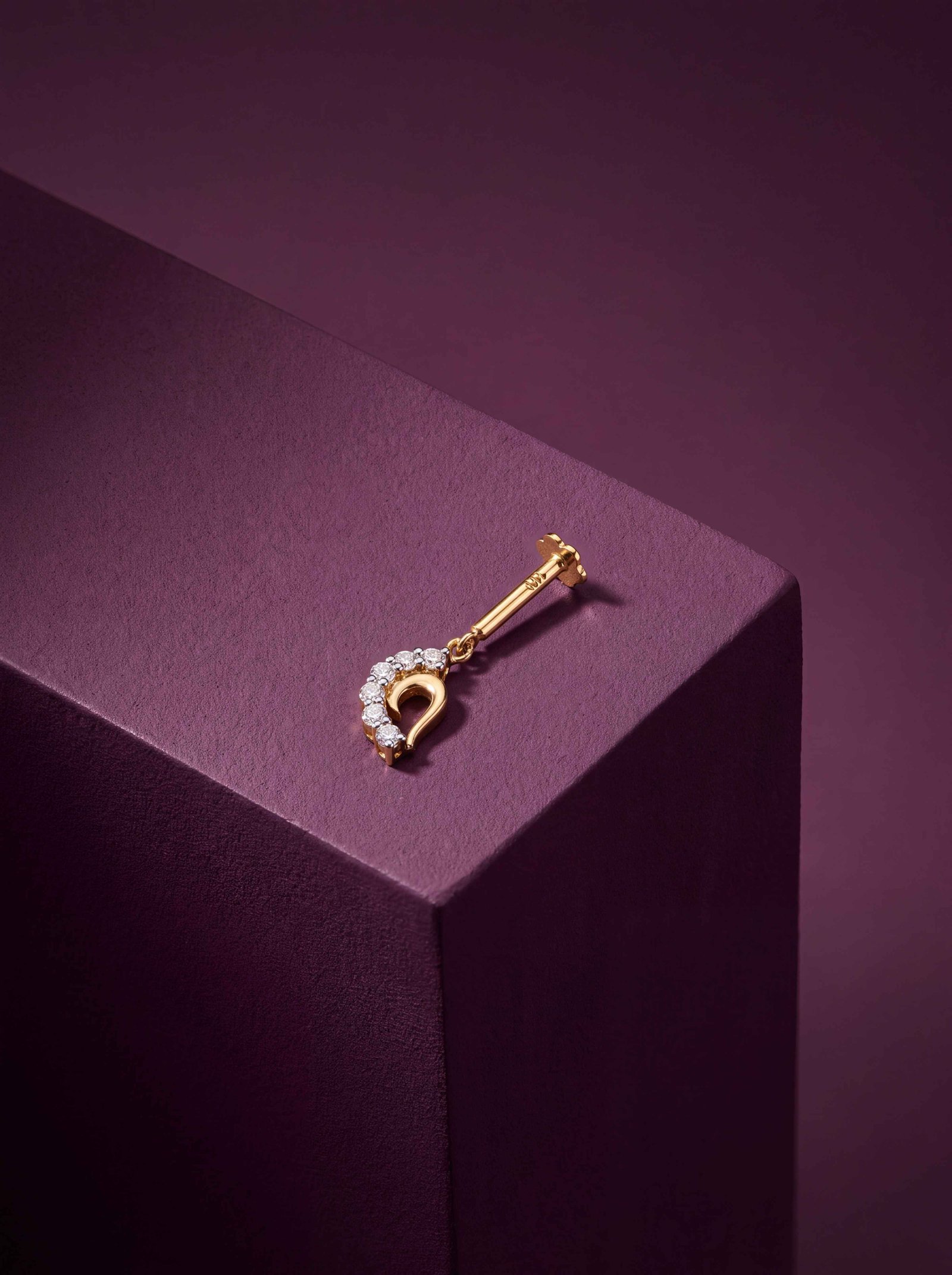 LOOP CHARM DIAMOND BUGADI