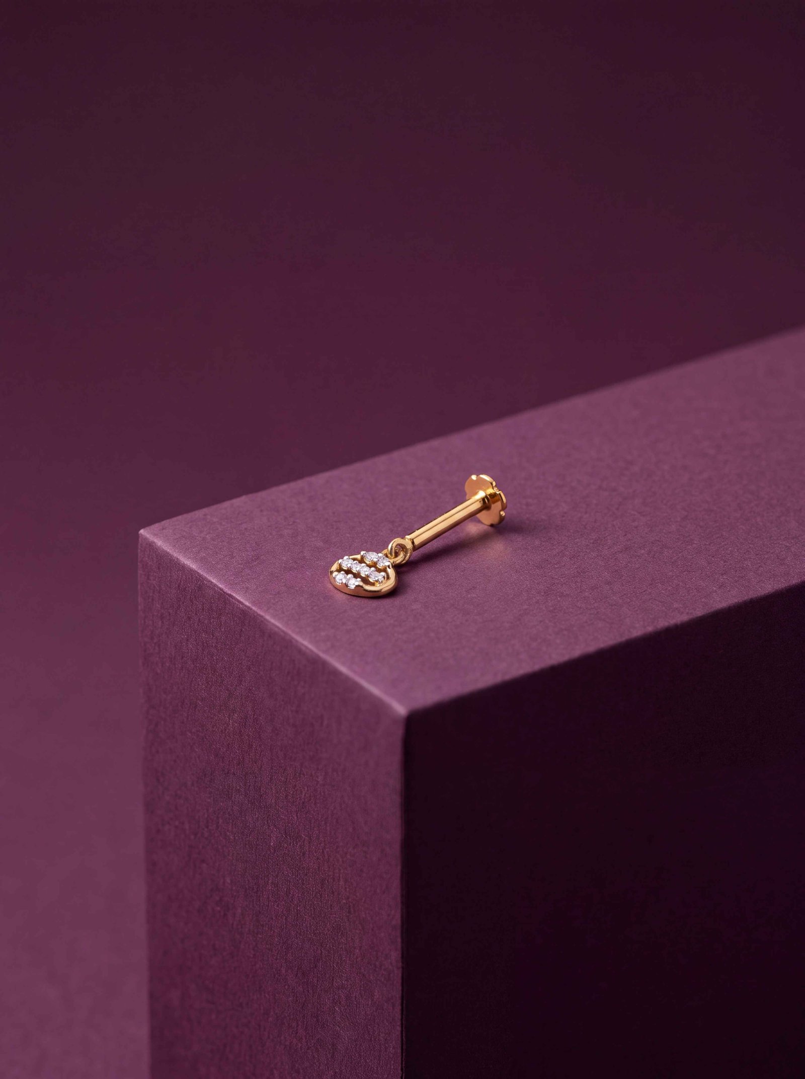 DANGLE DIAMOND BUGADI