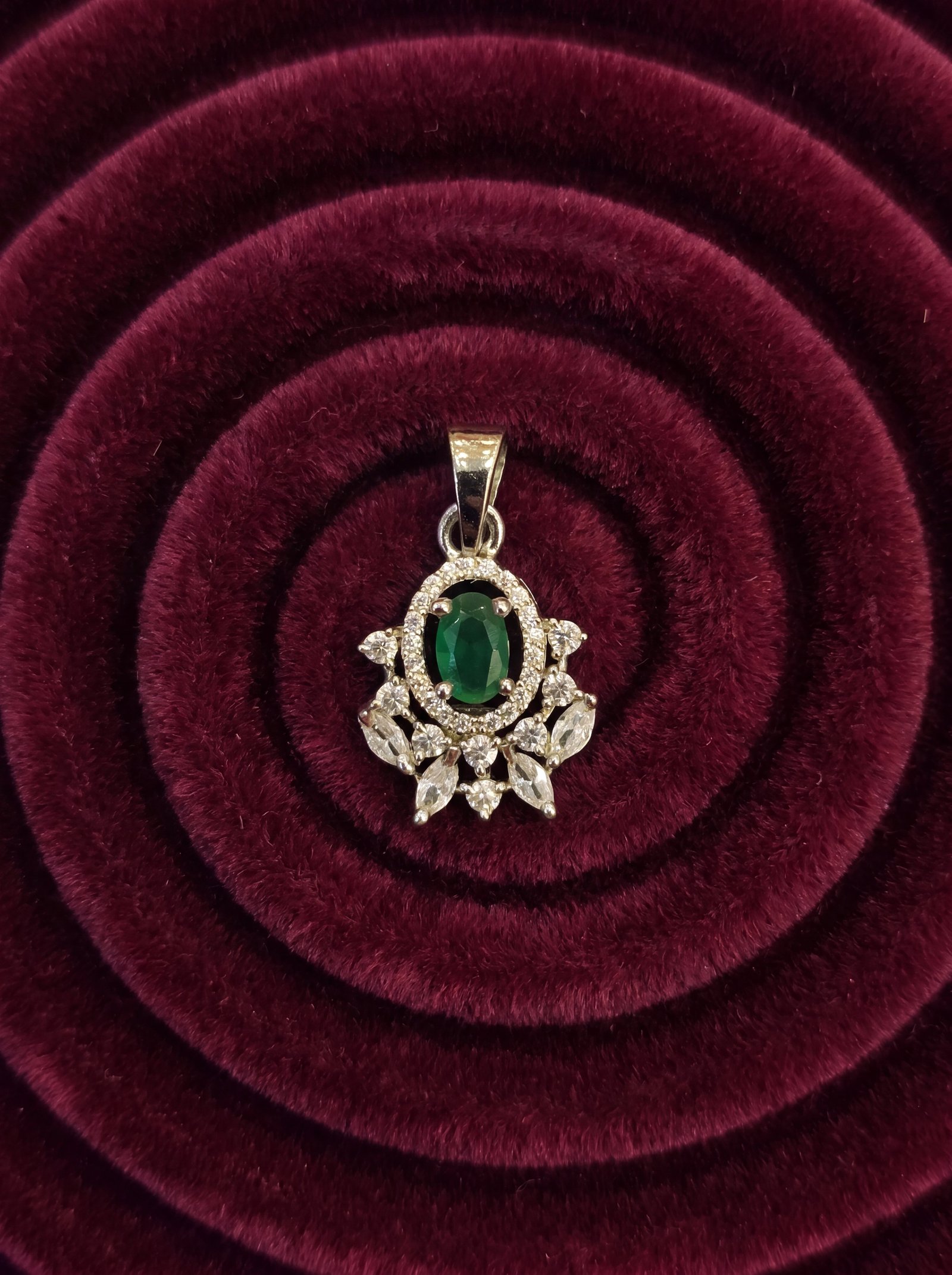 VINTAGE HALO SILVER PENDANT