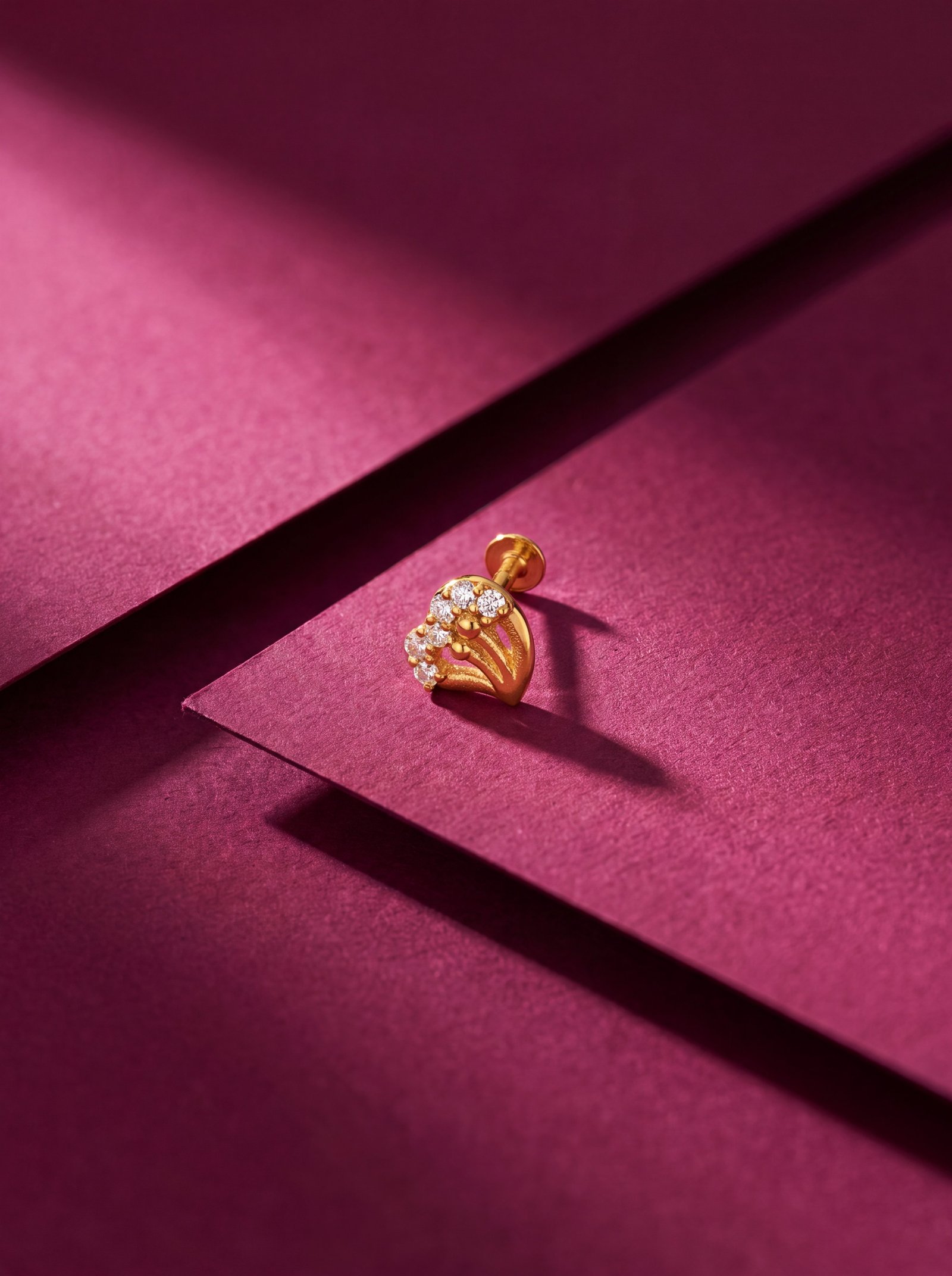 OPEN HEART  18K  NOSESTUD