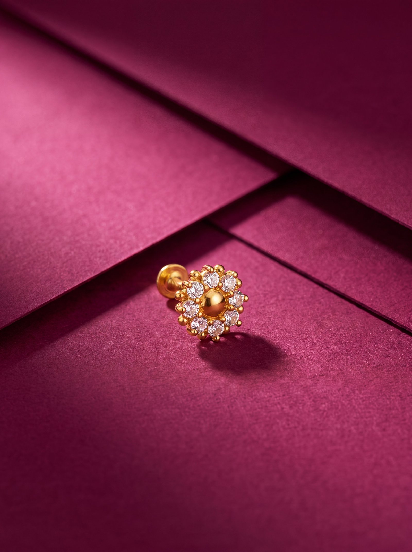 18K FLORAL NOSESTUD
