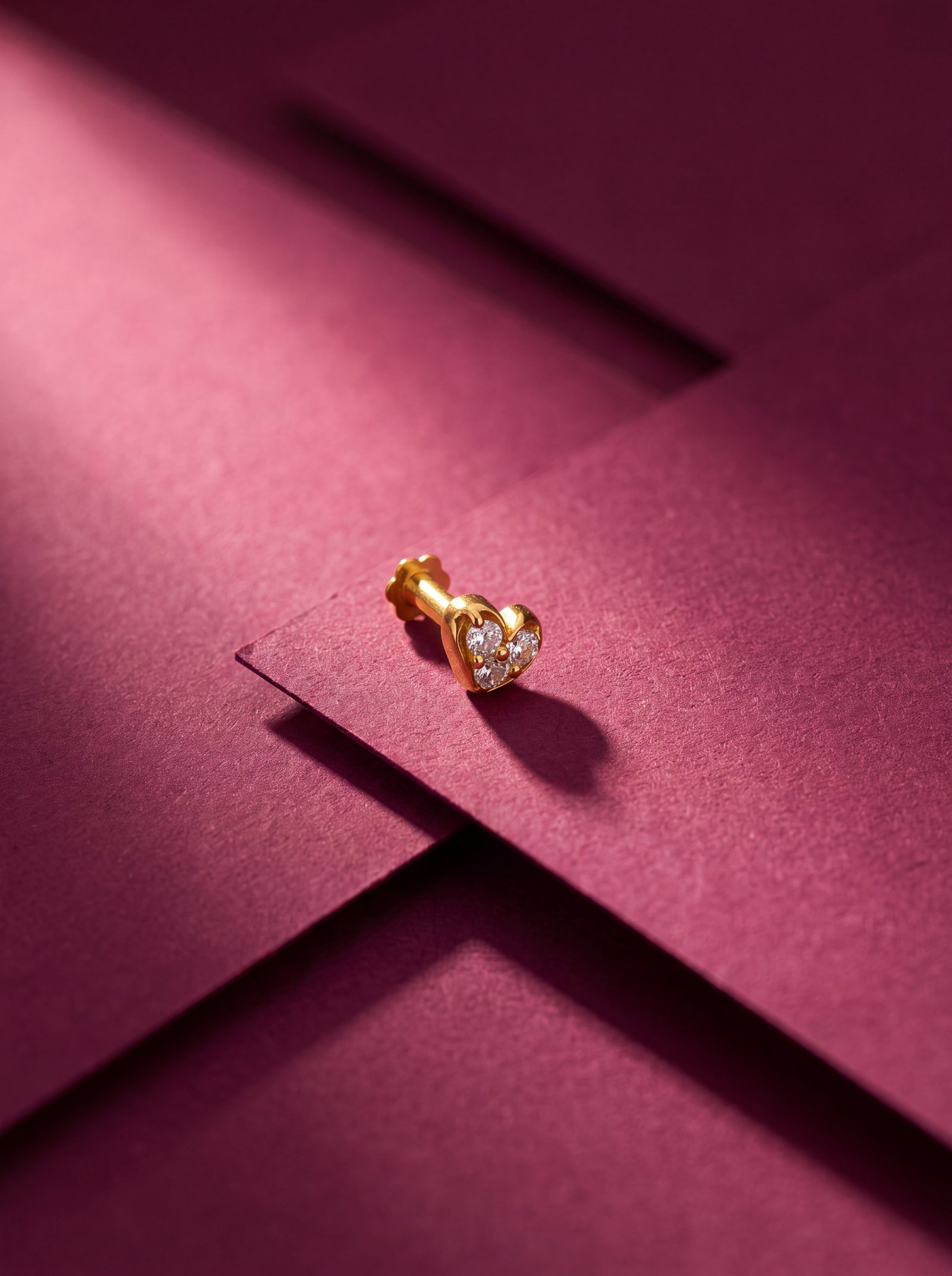 HEART 18 K NOSE STUD